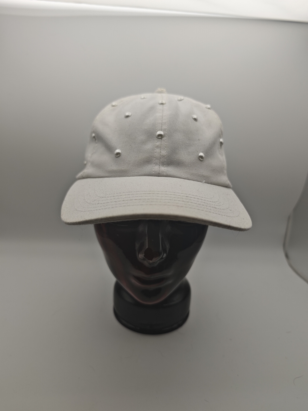 White Pearl-Embellished Bow Baseball Cap - Women - Picture 5 of 9